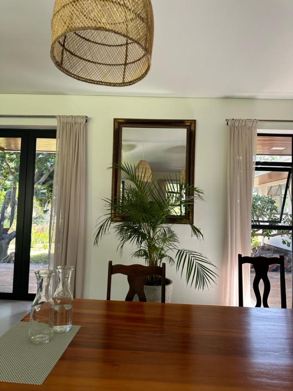 Somer House Guest Suites Somerset West Buitenkant foto