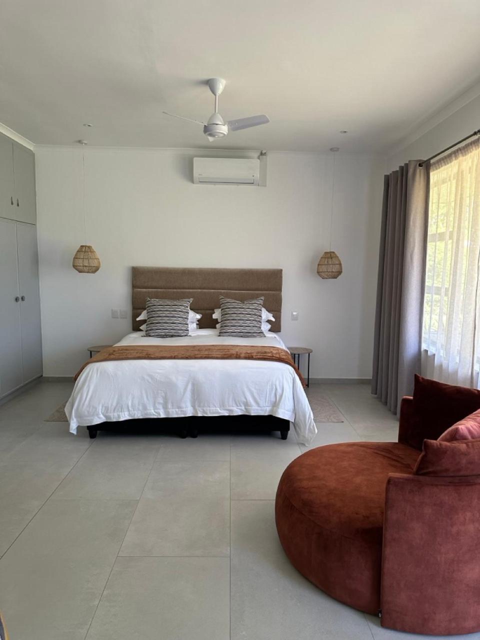Somer House Guest Suites Somerset West Buitenkant foto
