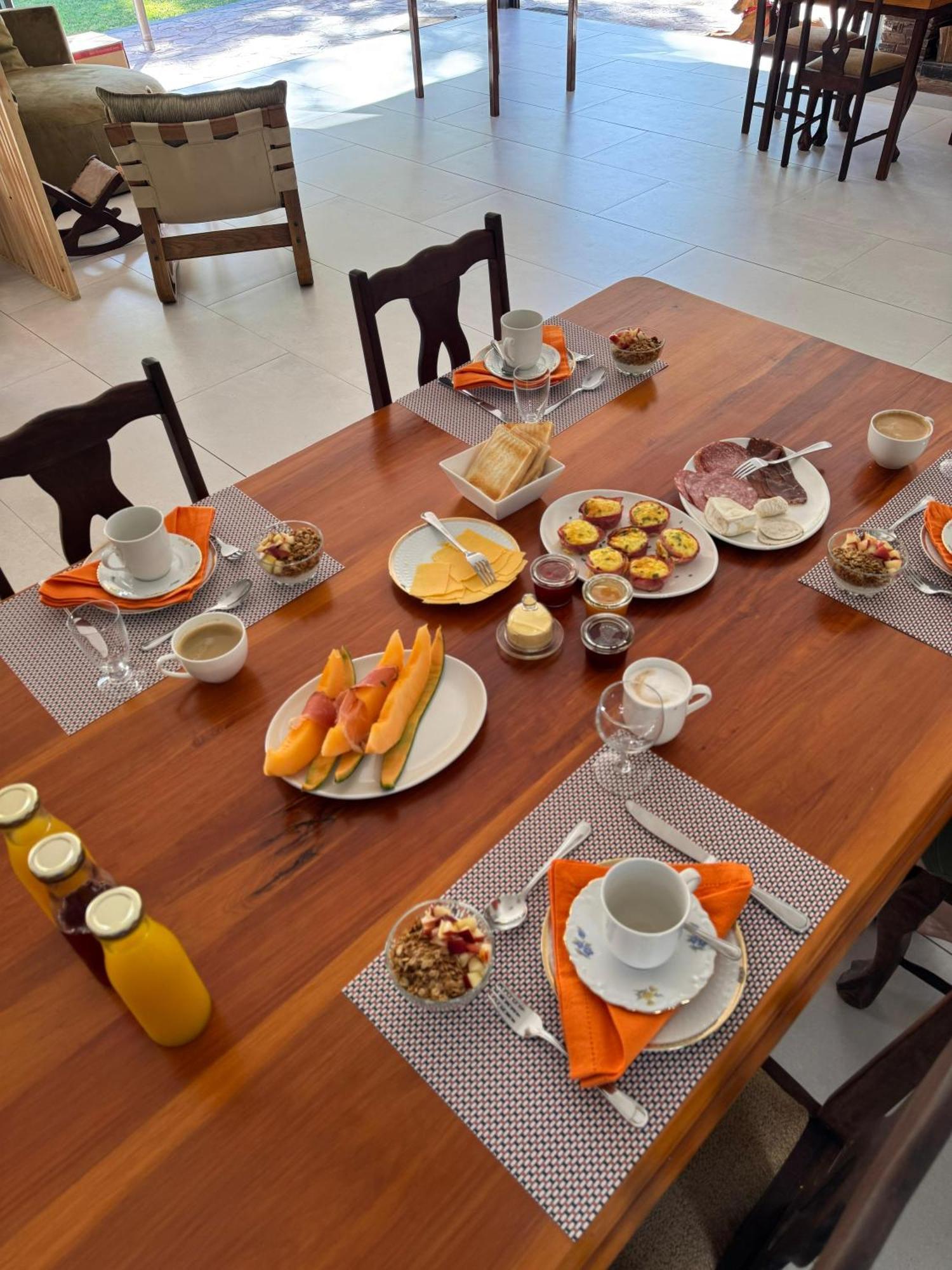 Somer House Guest Suites Somerset West Buitenkant foto