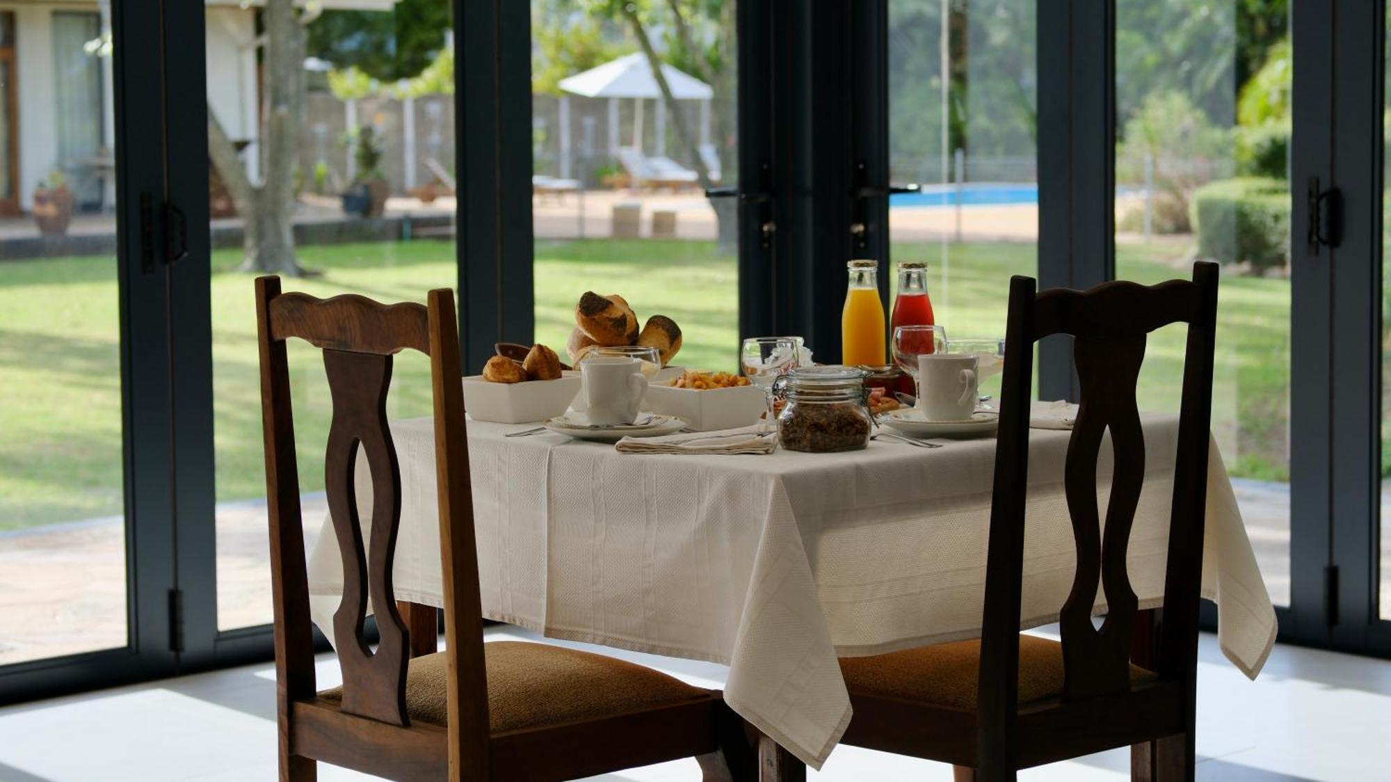 Somer House Guest Suites Somerset West Buitenkant foto
